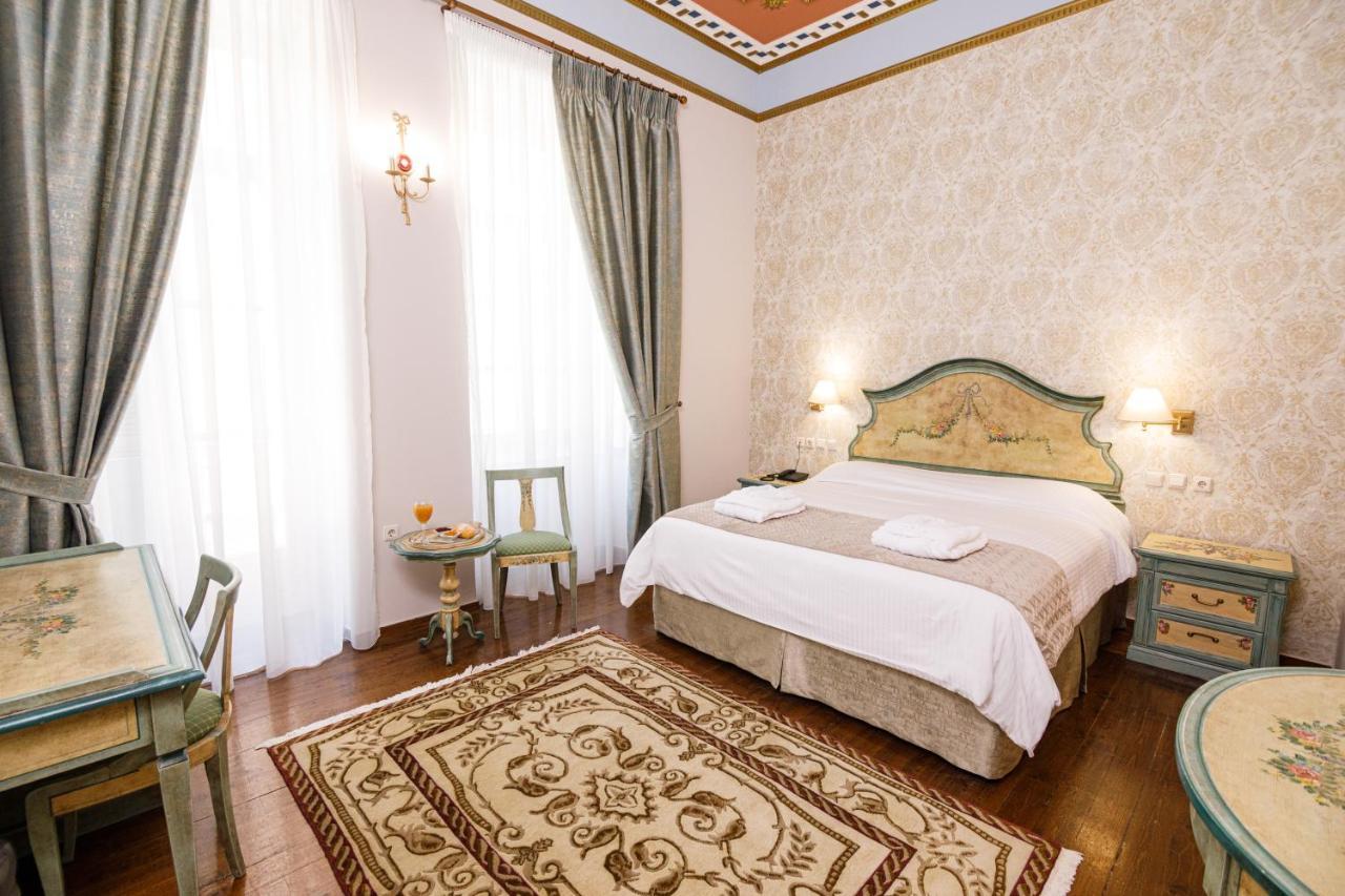 Palaiologos Luxury City Hotel Patras Esterno foto